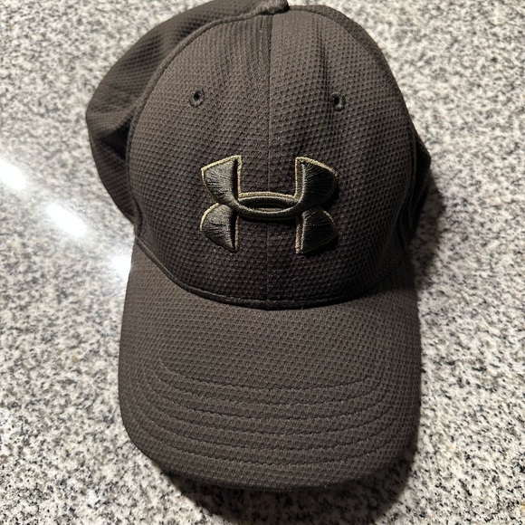 Used - Picture 4 of 4